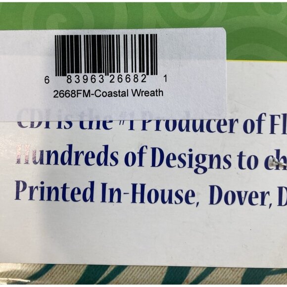 Coastal Christmas Garden Flag Holiday Party Banner Sea Shell Wreath Winter Decor - Picture 4 of 4